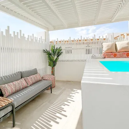 Joelia In Paros With Private Jacuzzi!