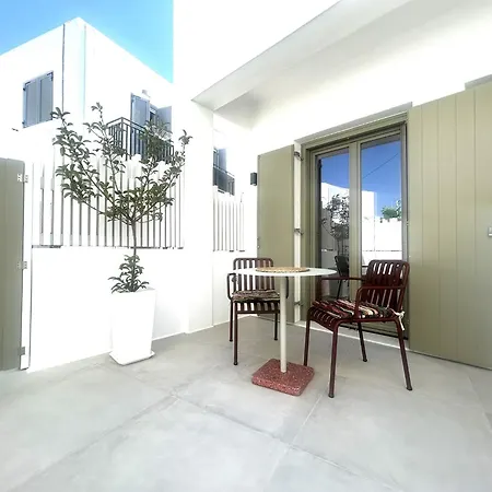 Joelia In Paros With Private Jacuzzi! Holiday home