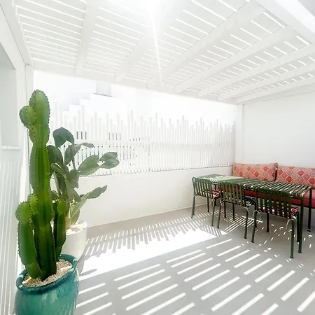 Joelia In Paros With Private Jacuzzi! Holiday home Naousa (Paros)