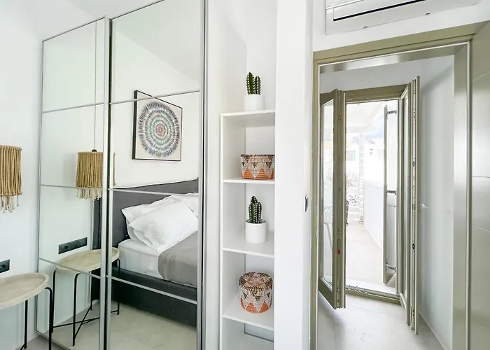 Joelia In Paros With Private Jacuzzi! *