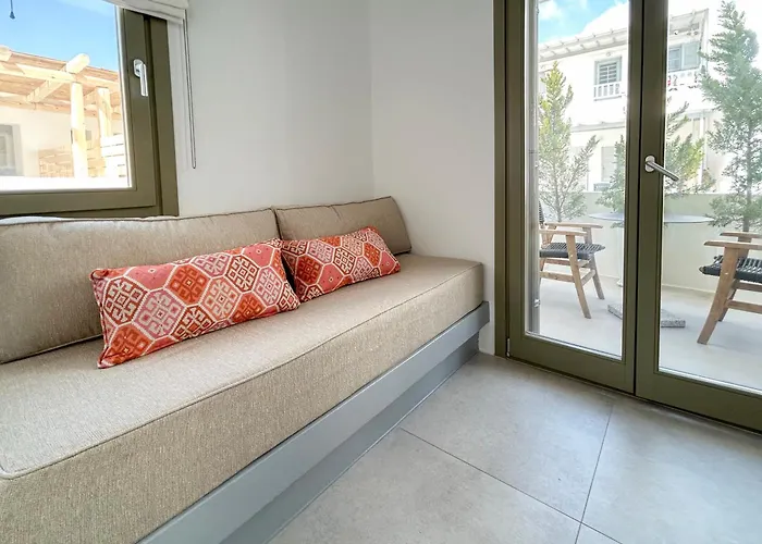 Joelia In Paros With Private Jacuzzi!