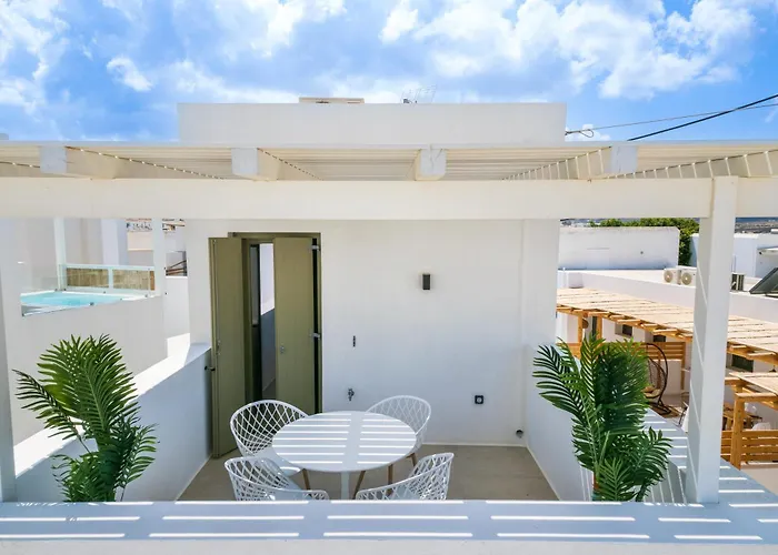 펜션 Joelia In Paros With Private Jacuzzi! *