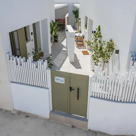 Joelia In Paros With Private Jacuzzi! Holiday home *