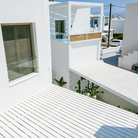 Joelia In Paros With Private Jacuzzi!