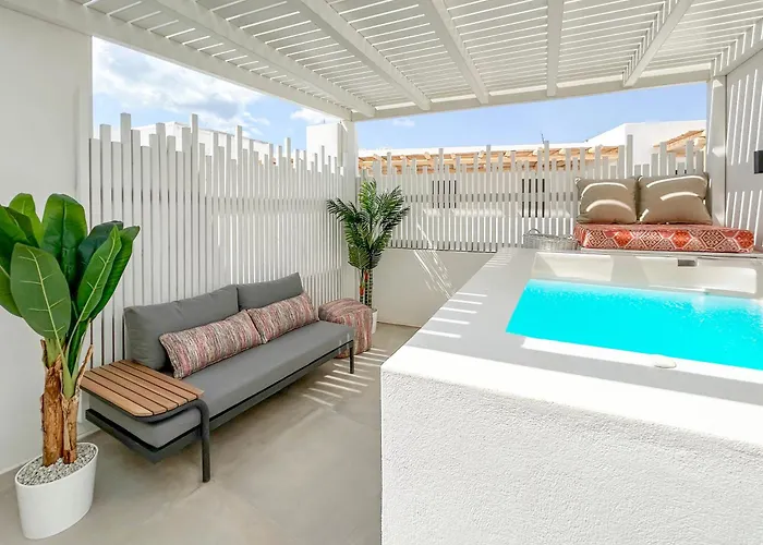 Holiday home Joelia In Paros With Private Jacuzzi! Naousa (Paros)