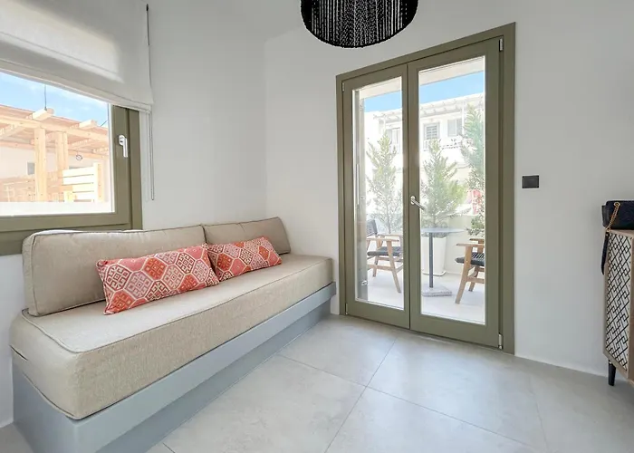 Holiday home Joelia In Paros With Private Jacuzzi! Naousa (Paros)