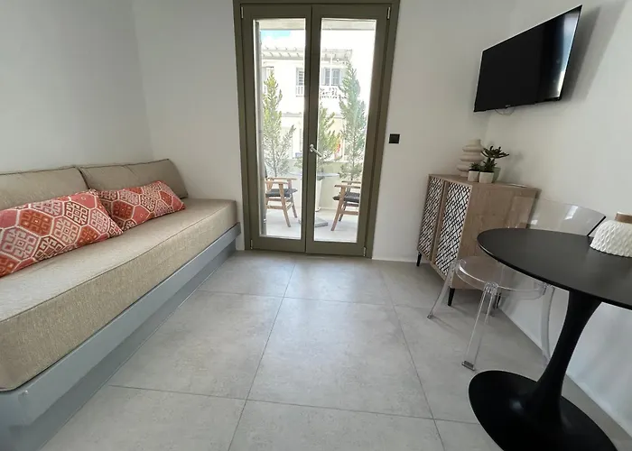 Holiday home Joelia In Paros With Private Jacuzzi! Naousa (Paros)