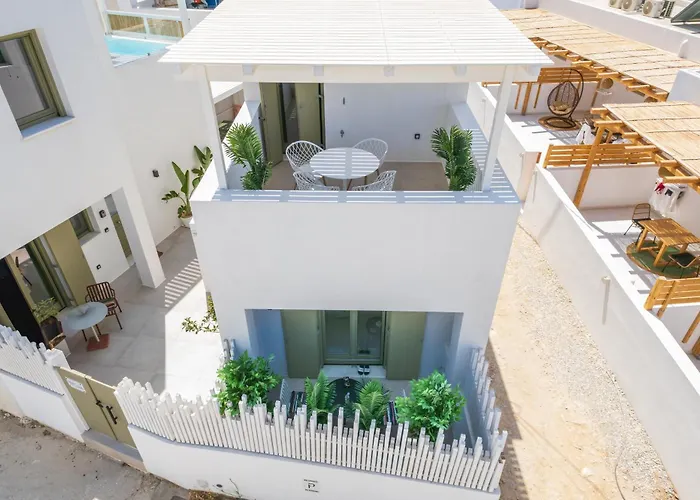 Holiday home Joelia In Paros With Private Jacuzzi! *