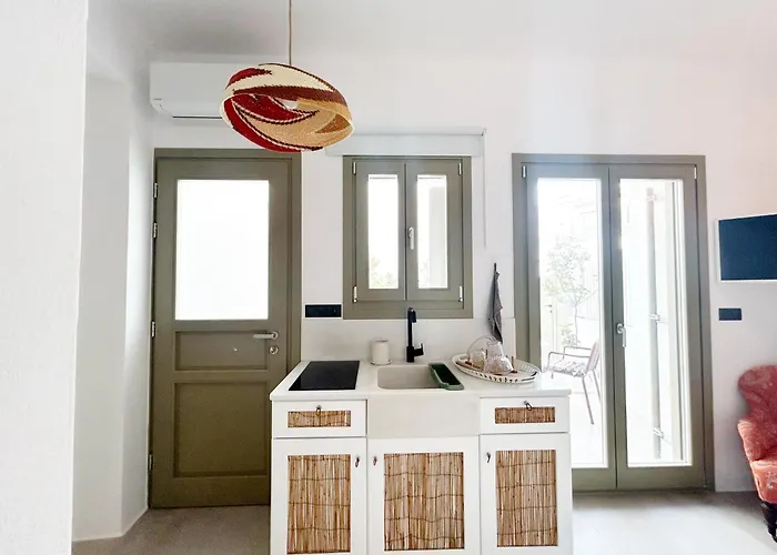 Holiday home Joelia In Paros With Private Jacuzzi! *