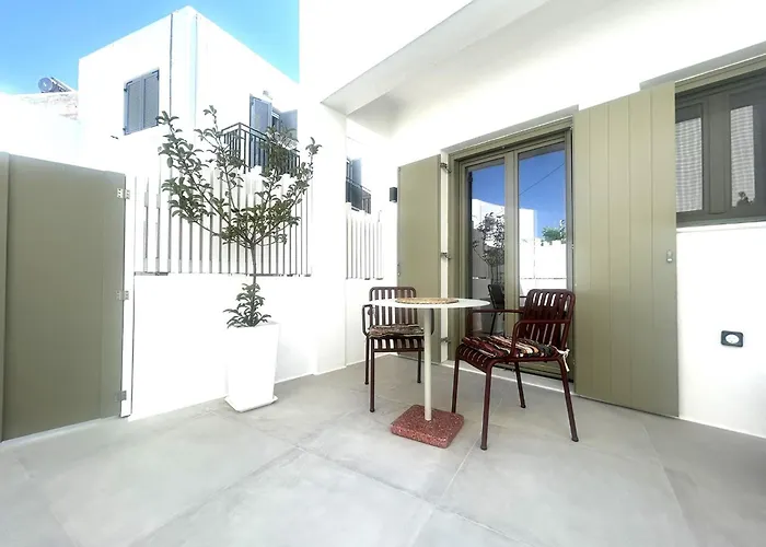 Joelia In Paros With Private Jacuzzi! Holiday home